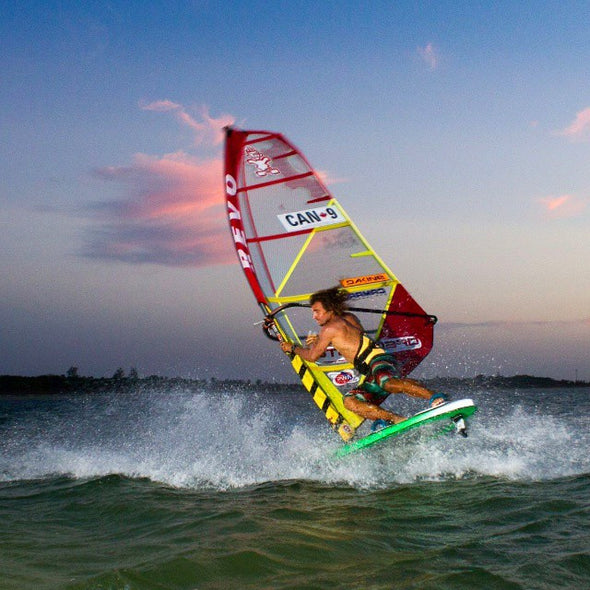 Rider , Makani Fins, Philip Soltysiak 
CAN-9 - 2