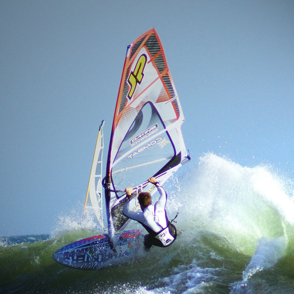 Rider , Makani Fins, Tyson Poor 
US-11 - 2